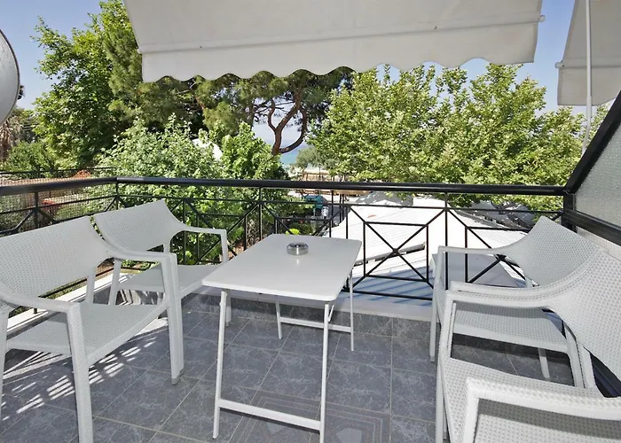 Funbeach Néos Marmarás