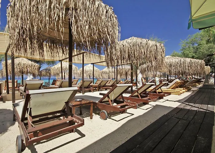 Funbeach Néos Marmarás