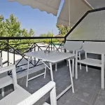 Funbeach Néos Marmarás